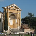 Портик базилики
